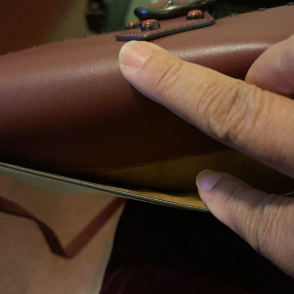 Brand new coach crossbody nice Christmas gift. Leather material nicely made. - Picture 7 of 13